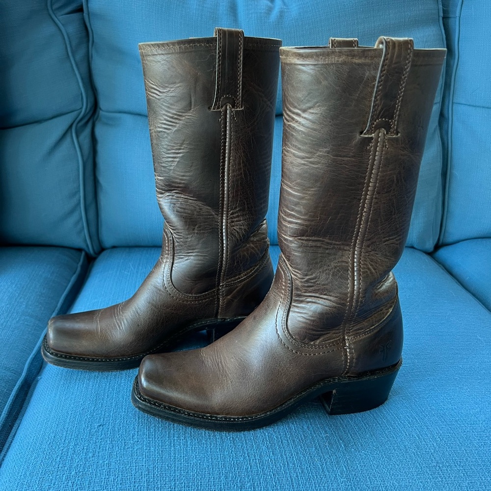 Frye boots women’s